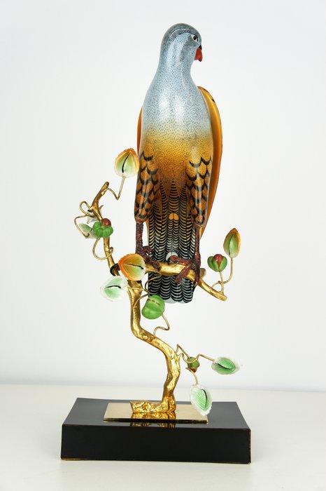 Giulia Mangani - Beeld, Colorful Falcon on a Gilded Branch -, Antiek en Kunst, Curiosa en Brocante