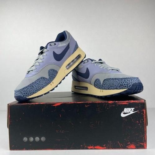 Nike - Sneakers - Maat: Shoes / EU 44, Kleding | Heren, Schoenen