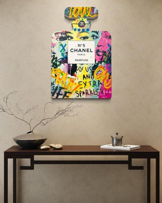 AIIROH - CHANEL N°5, Antiek en Kunst, Kunst | Designobjecten