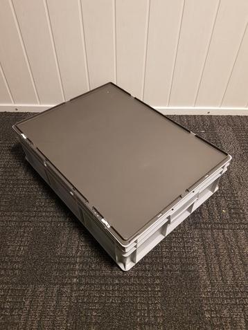 80x60x22 Kunststof bak met deksel grijs PP vlakke, Ophalen of Verzenden