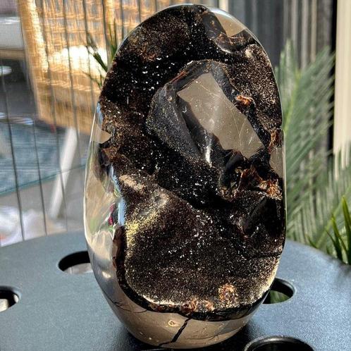 Septaria Wild Black Crystals Fine Large Wild Septaria Black, Verzamelen, Mineralen en Fossielen
