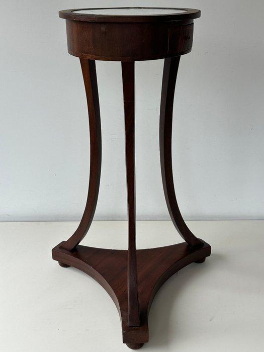 Table dappoint - Bois, Marbre, Laiton - Une table dappoint, Antiquités & Art, Curiosités & Brocante