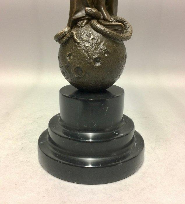 sculptuur, Groter beeld Vrouwe Justitia - 40 cm - 46 cm -, Antiek en Kunst, Curiosa en Brocante