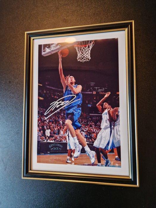 NBA - Dirk Nowitzki - Foto, Verzamelen, Overige Verzamelen