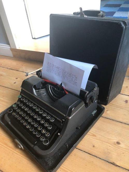 Underwood Universal - Machine à écrire - 1930-1940, Antiek en Kunst, Kunst | Designobjecten