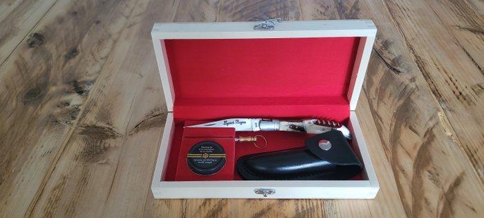 Laguiole Bougna - Tafelmessenset - Staal, Antiek en Kunst, Antiek | Keukengerei