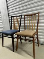 Stoel - hard hout - Twee vintage stoelen