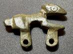 Keltisch Brons Amulethanger in de vorm van een hondje met