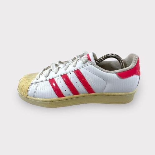 Adidas Superstar - Maat 38.5, Vêtements | Femmes, Chaussures, Envoi