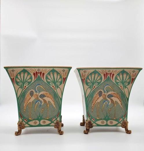 Jardinière (2) - Zacht porcelein - In Art Nouveau style with, Antiek en Kunst, Curiosa en Brocante