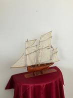 Objets maritimes - Le Petrel Cancale - Bois, Coton- Peut-on
