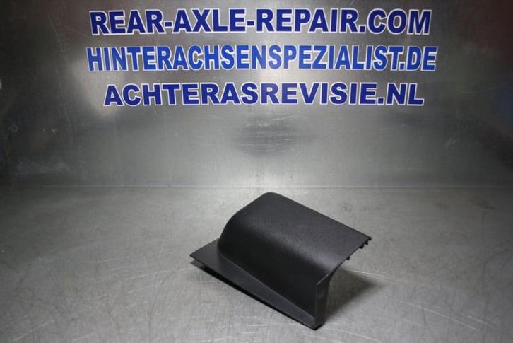 Kunststof linkerhoekstuk Landrover 90 series (2023)., Auto-onderdelen, Interieur en Bekleding, Gebruikt, Land Rover, Verzenden