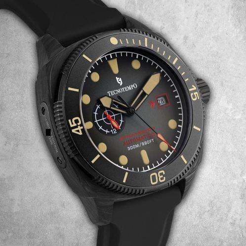 Tecnotempo - Strategico - Forged Carbon & Titanium -, Handtassen en Accessoires, Horloges | Heren
