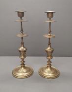 Taperstick (kleine blaker met een dunne pijp) ciselés à