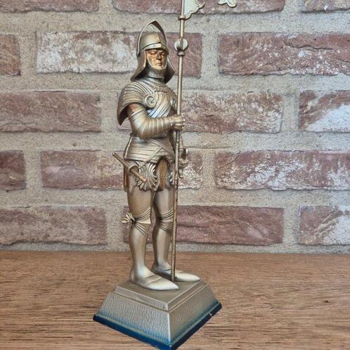 striker table lighter knight 1930s - Zonder Minimumprijs -, Verzamelen, Rookartikelen, Aanstekers en Luciferdoosjes
