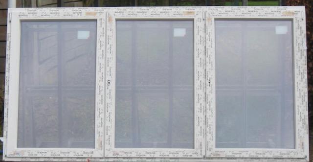 pvc raam , chassis , venster ,kozijn 261 x 135 wit, Bricolage & Construction, Châssis & Portes coulissantes, Enlèvement ou Envoi