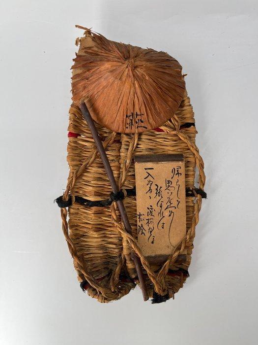 Set traditionele Japanse Waraji-stijl (stro) handwerk, Antiek en Kunst, Antiek | Overige Antiek