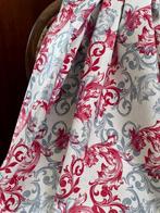 Dubbele breedte. Exclusief geweven filigranprint. Beperkte