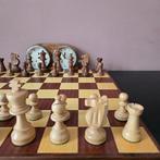 Schaakspel - Verzwaarde Staunton + MOM Schaakklok - Hout