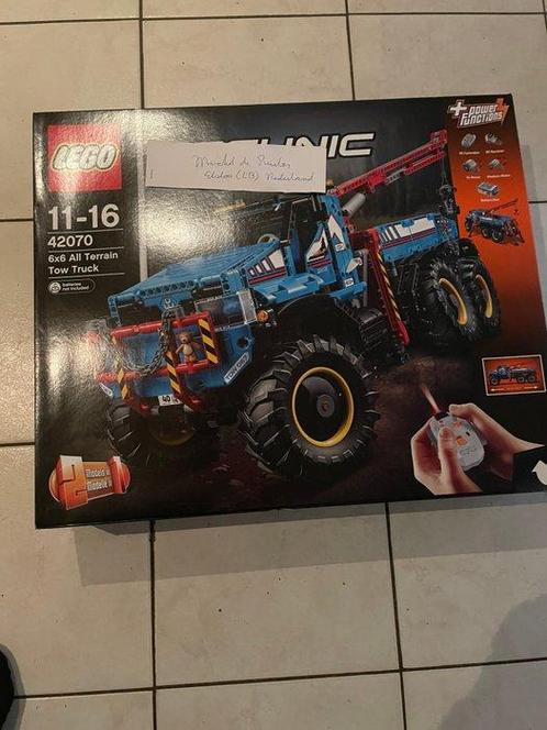 Lego Set - 42070 - Technic - 6x6 All Terrain Tow Truck, Kinderen en Baby's, Speelgoed | Duplo en Lego