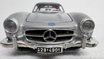 Bburago 1:18 - Model sportwagen - Mercedes-Benz 300 SL, Nieuw