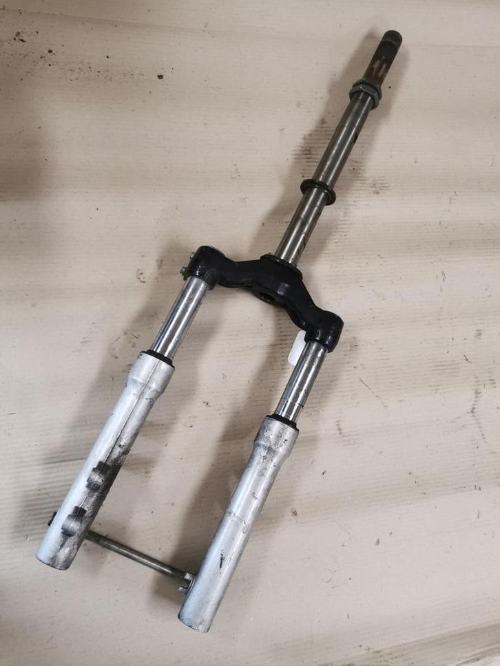 Aprilia leonardo / voorvork / schokbreker voorzijde, Fietsen en Brommers, Brommeronderdelen | Scooters, Frame, Overige merken