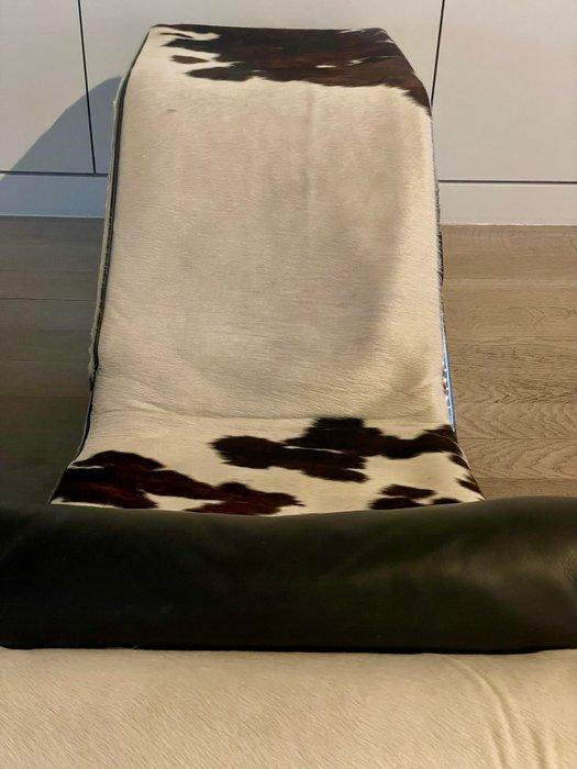 Cassina - Le Corbusier, Pierre Jeanneret, Charlotte Perriand, Antiek en Kunst, Kunst | Designobjecten