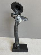 Frank Boogaard (1953) - Sombrero, camisa y corbata