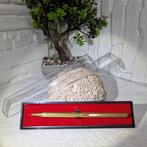 S.T. Dupont - Classique Ballpoint Pen – Godron Gold-Plated –, Nieuw