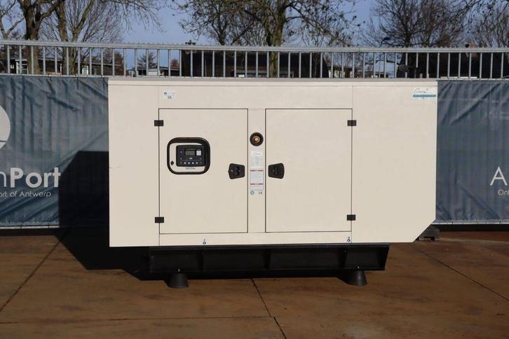 Veiling: Generator Perkins 5KJP88ASB Diesel 88kVA 2023, Zakelijke goederen, Machines en Bouw | Aggregaten, Ophalen