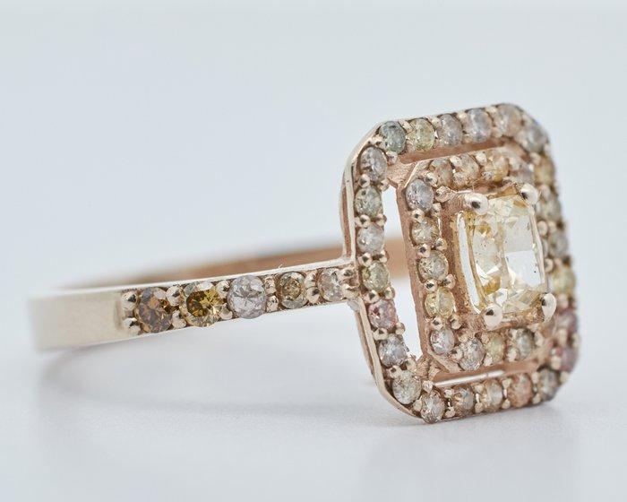 Sans Prix de Réserve - Bague - 14 carats Or jaune - 0.93ct., Handtassen en Accessoires, Ringen