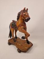 sculptuur, Speelgoed paard op wielen - 42 cm - Hout - 1950