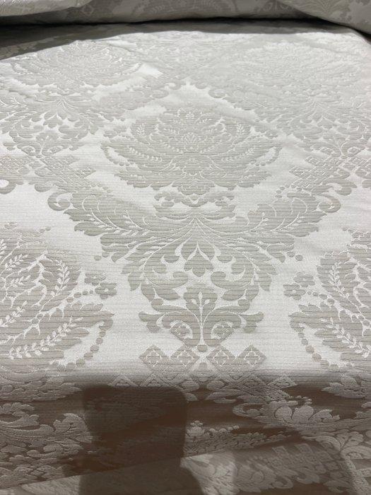 san leucio Damasco 600 x 280 - Meubelstof - 600 cm - 280 cm, Antiek en Kunst, Antiek | Overige Antiek
