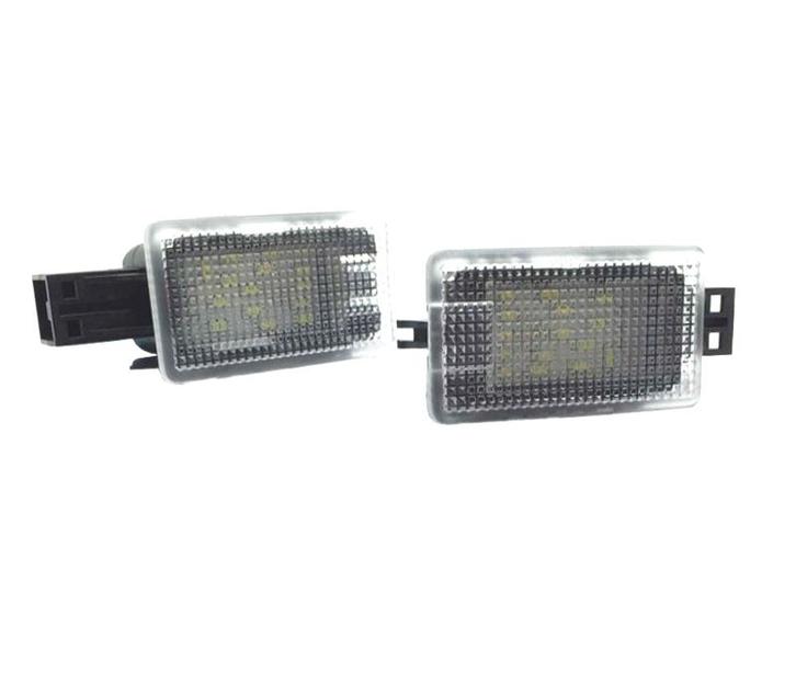 Éclairage Zone Pied Led Pour Volvo C70 V50 S60 S60L V40 Xc90, Auto-onderdelen, Verlichting, Verzenden