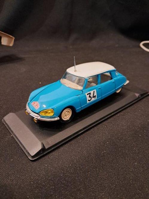 Elicor 1:43 - Modelauto - Citroën DS 21 1967 Berlina, Hobby en Vrije tijd, Modelauto's | 1:5 tot 1:12