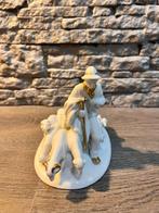 Gebruder Heubach - Beeldje - Porselein