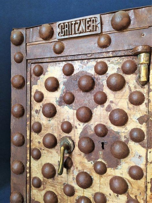 Brandkast - IJzer - Vleugel in ijzer, Antiek en Kunst, Antiek | Meubels | Stoelen en Sofa's