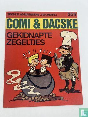 Comi en Dacske - Gekidnapte zegeltjes - 1966, Boeken, Stripverhalen, Zo goed als nieuw, Eén stripboek, Verzenden