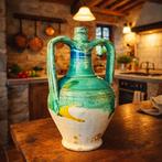 Vaas - Aardewerk, Italiaanse ambachtssnijderij begin 20e