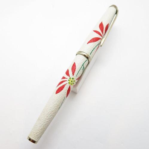 Platinum - White Leather with Japanese-style Flower pattern, Verzamelen, Pennenverzamelingen