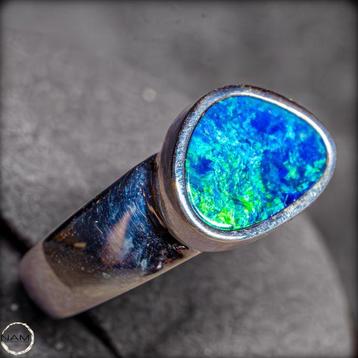 Natuurlijke Boulder Opal Ring uit Australië – 925er zilver