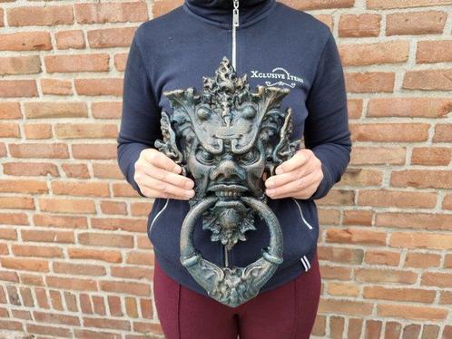 Sculpture, XL Devil Castle Door Knocker - 36 cm - Fer, Antiek en Kunst, Kunst | Designobjecten
