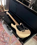 STERLING - BY MUSIC MAN CT50 Cutlass HSS RM Vintage Cream -, Nieuw