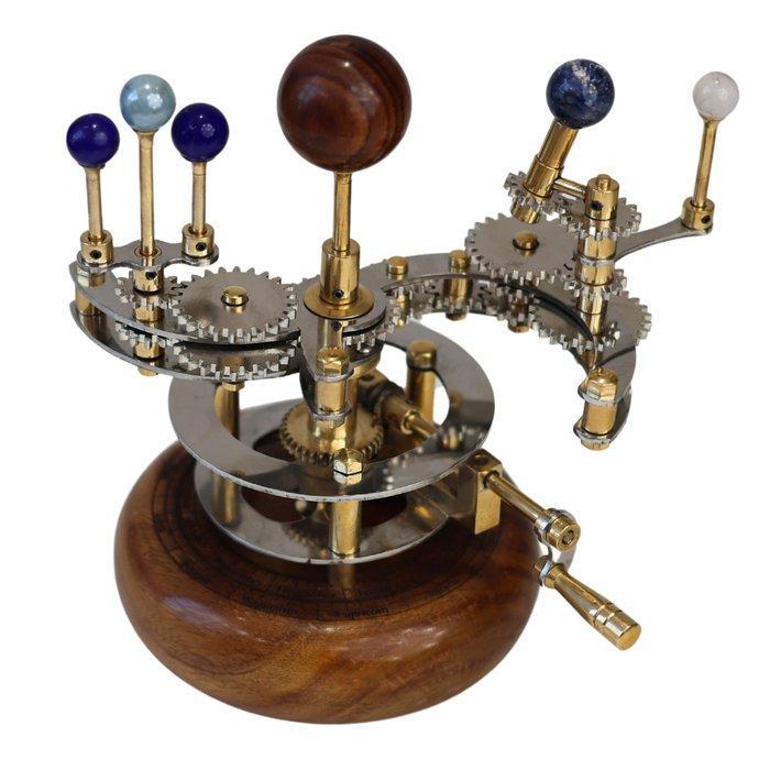Luxe Orrery-zonnenstelselmodel met Zon, Aarde, Mars en manen, Antiek en Kunst, Kunst | Designobjecten