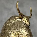 Sculpture, NO RESERVE PRICE - Abstract Sculpture of an