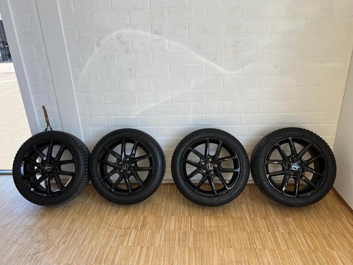 Originele BORBET 17 inch velgen met winterbanden, Auto-onderdelen, Banden en Velgen, 17 inch, Winterbanden, 205 mm, Personenwagen