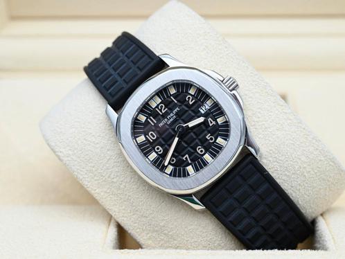 Patek Philippe Aquanaut 4960 Year 2000s (Box), Handtassen en Accessoires, Horloges | Dames, Polshorloge, Zo goed als nieuw, Overige merken