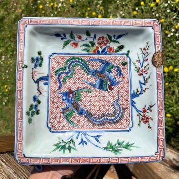 Assiette en porcelaine chinoise pour le marché japonais