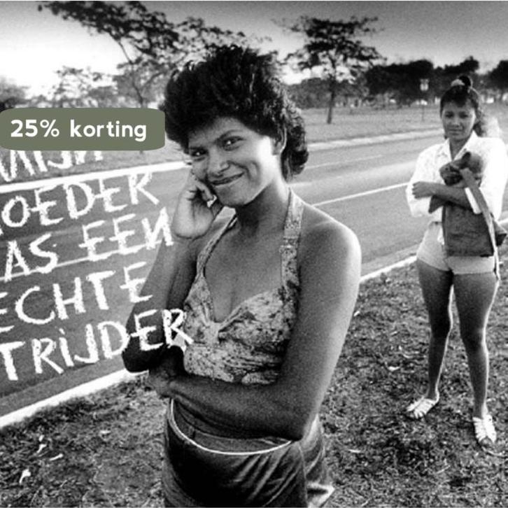 Ivania Brooks Torres 1973-2006 9789067282840, Boeken, Kunst en Cultuur | Fotografie en Design, Zo goed als nieuw, Verzenden