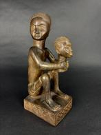 materniteit - sculptuur - Shoowa-Kuba - Congo, Antiek en Kunst, Kunst | Niet-Westerse kunst